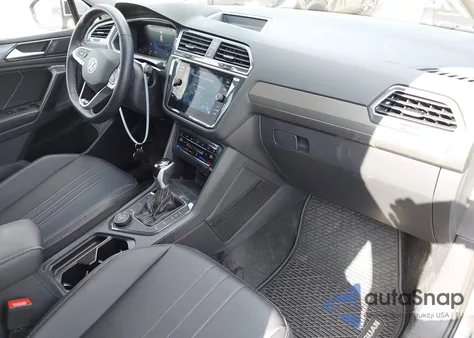 2024 Volkswagen Tiguan 2.0T Se/2.0T Wolfsburg Edition из США, поврежденный, VIN 3VV2B7AX3RM137808